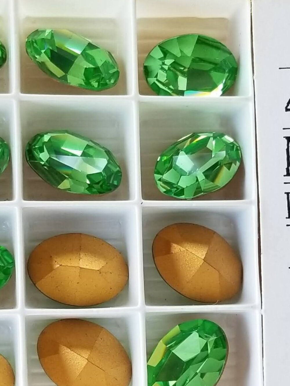 18x13mm Peridot Ovals #4100 Swarovski 6 Pcs